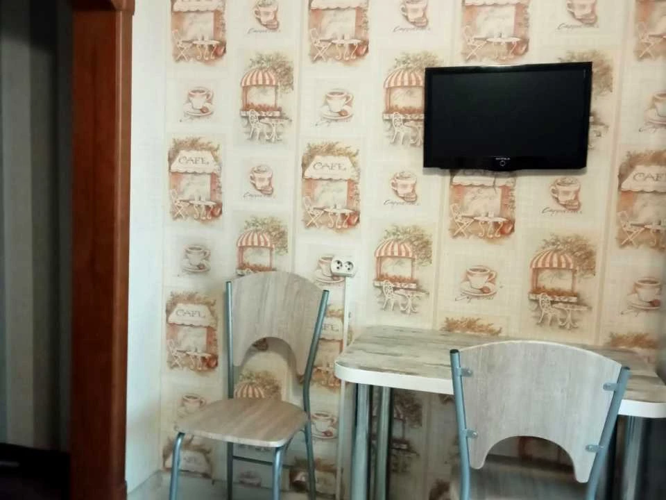 Квартира. Київ, Драгоманова вул.