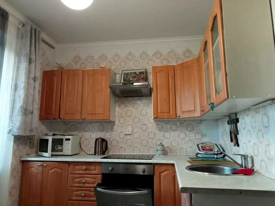 Квартира. Драгоманова ул., Киев