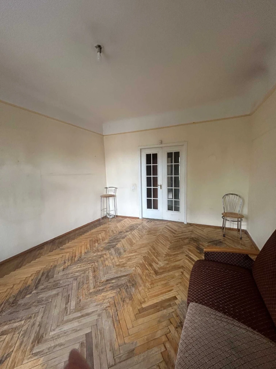 продаж 2кім сталінка Дарницький район Харьковське шосе Дарни