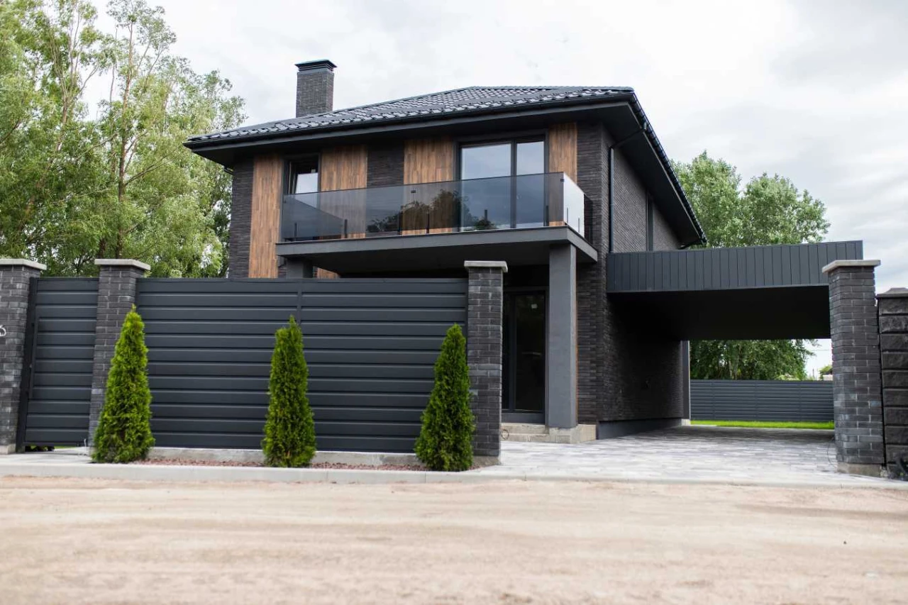 Продажа дома 200 м², Сергея Колоса ул., 5