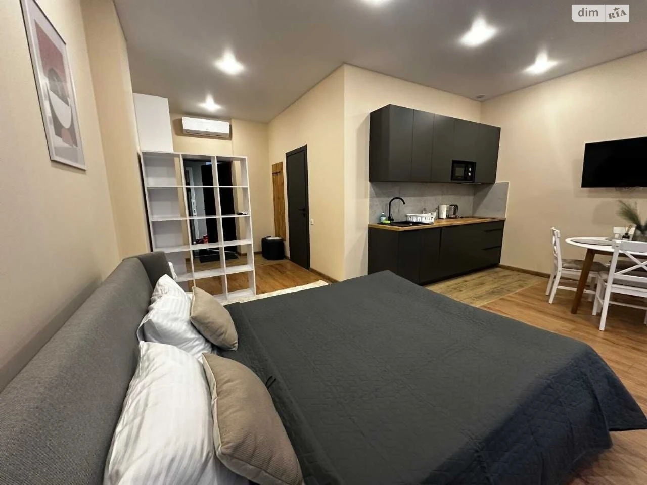 Long-Term Rental Apartment near the Train Station