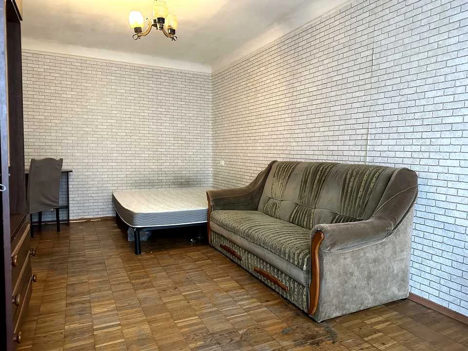 Apartment. Kharkivse Shose, Kyiv