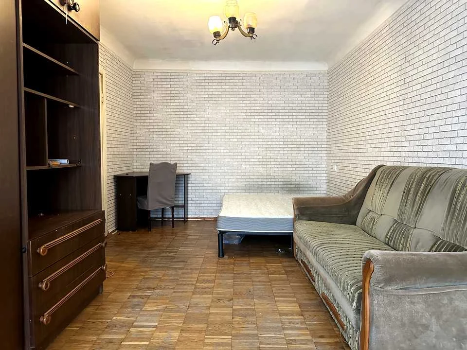 Apartment. Kharkivse Shose, Kyiv