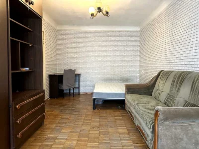 Apartment. Kharkivse Shose, Kyiv