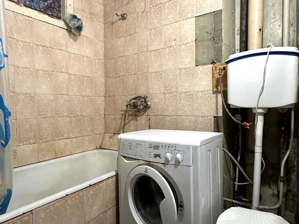 Apartment. Kharkivse Shose, Kyiv