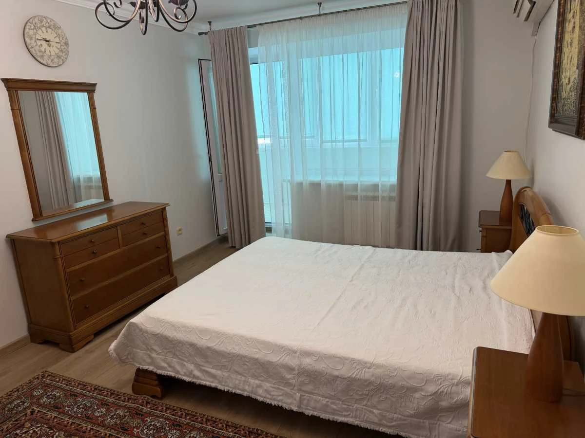 Аренда 2-комнатной квартиры 65.5 м², Маршала Тимошенко ул.,