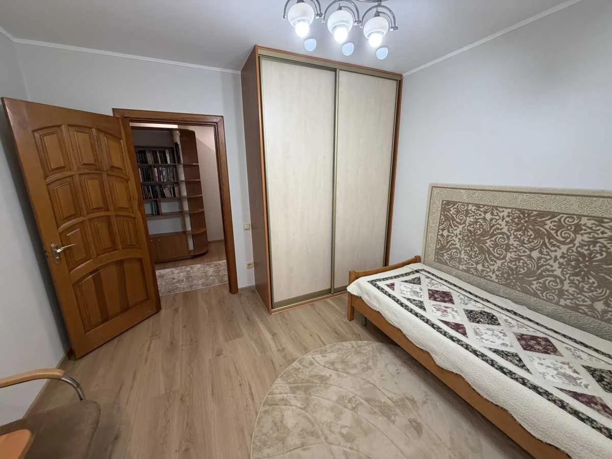 Аренда 2-комнатной квартиры 65.5 м², Маршала Тимошенко ул.,