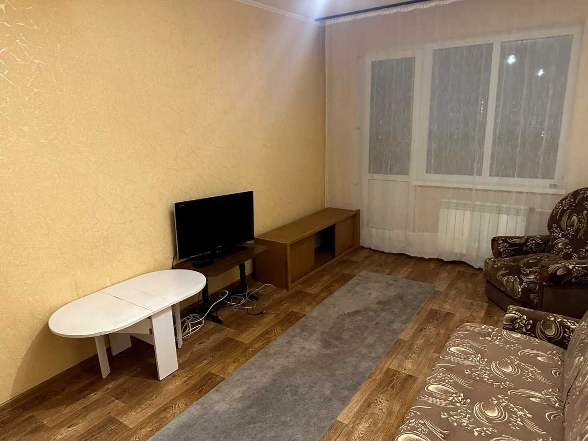 Сдается 1-комнатная квартира 36 м², Квітневый пер., 1А
