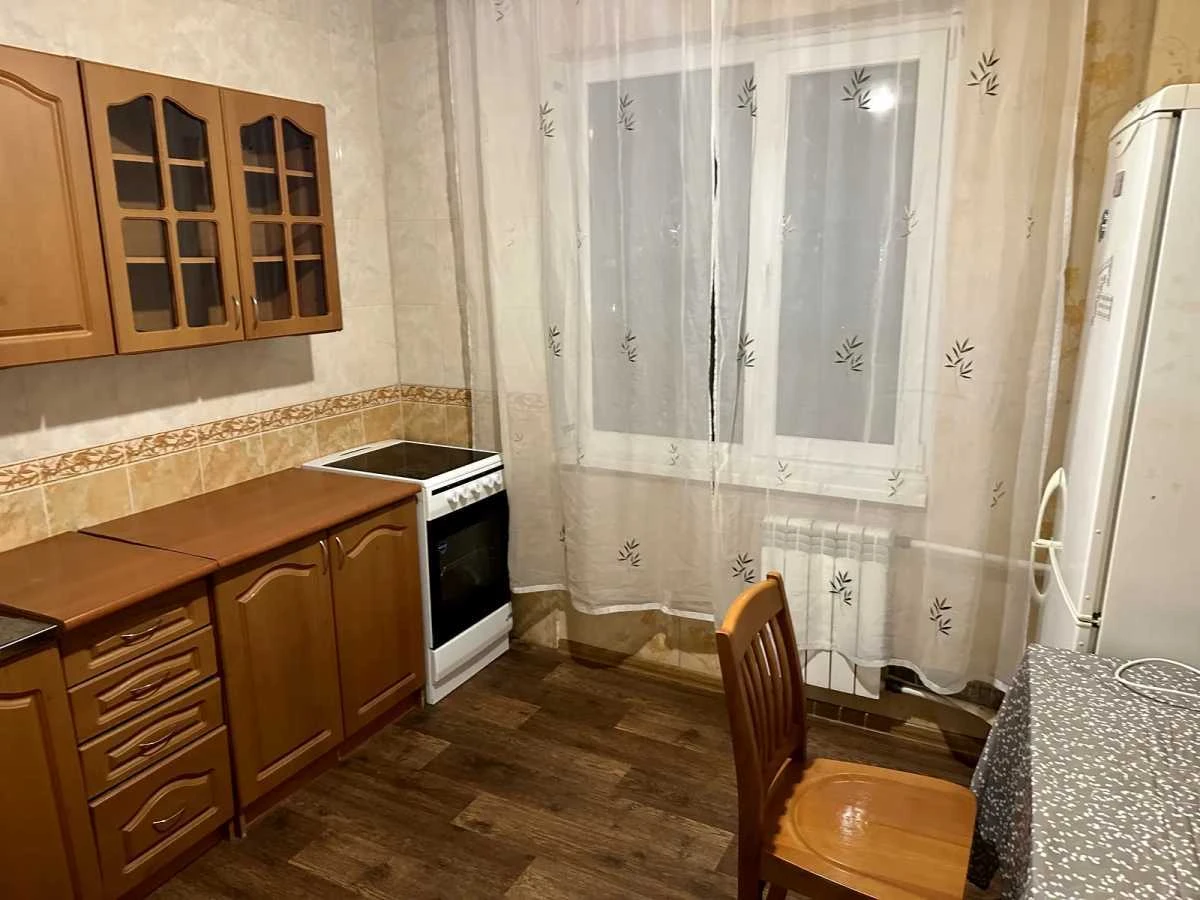 Сдается 1-комнатная квартира 36 м², Квітневый пер., 1А