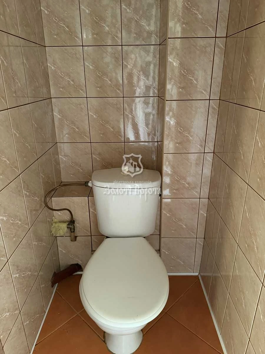 Apartment, 2 rooms. Good condition. Red Rowan Avenue, 25, Troyeshchin