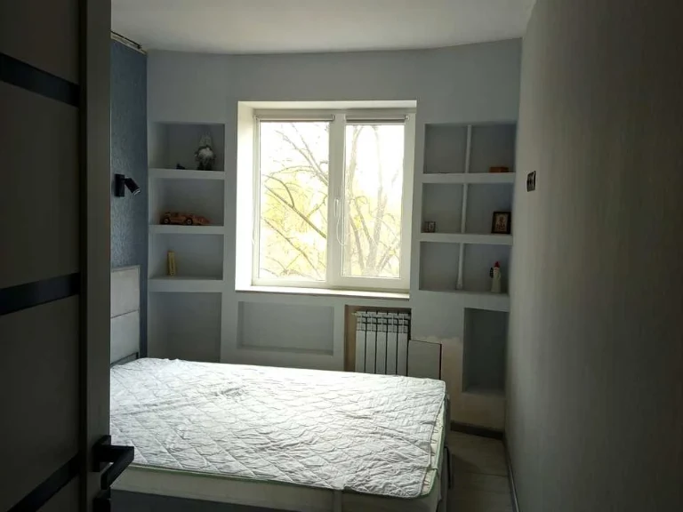 Apartment. Gvardiyiv-Shiroinitsev Street, Kharkiv