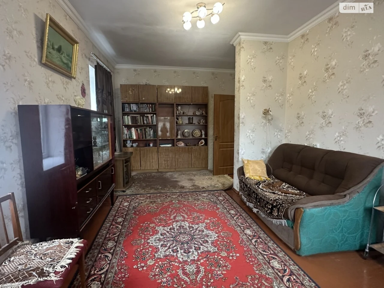 Sale of a House Section in Pershotravne Selysche