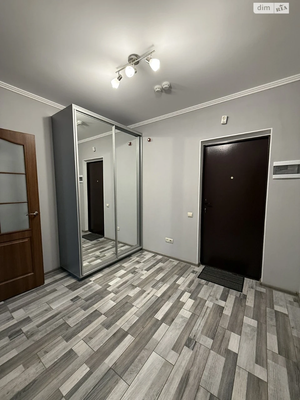 Long-Term Rental Apartment, Osokorky