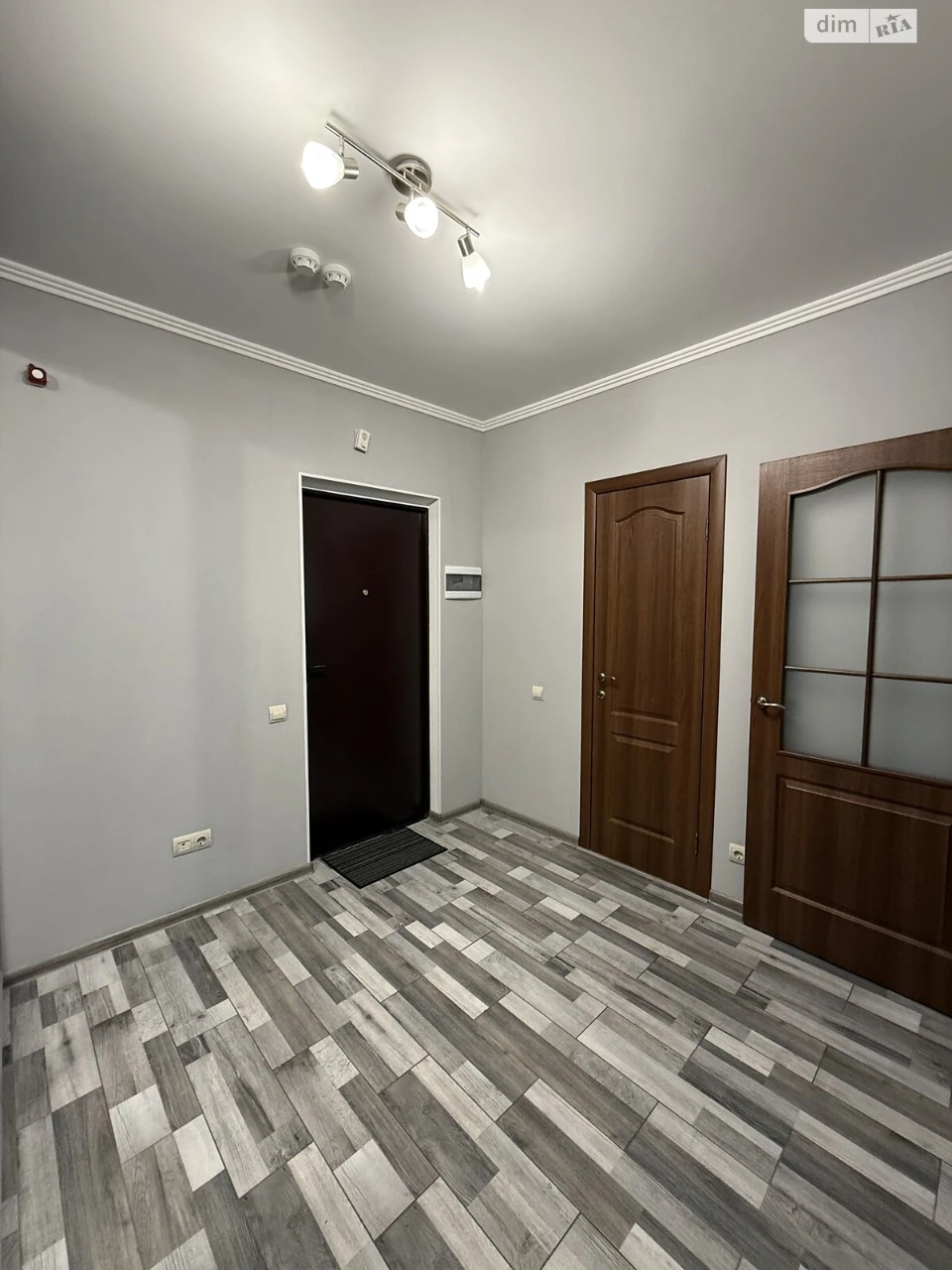 Long-Term Rental Apartment, Osokorky