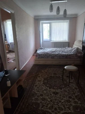Торг. Двостороння 2к з косметичним ремонтом. Оформ. мін. 390