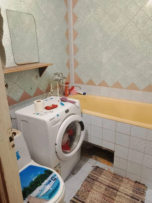 Торг. Двостороння 2к з косметичним ремонтом. Оформ. мін. 390