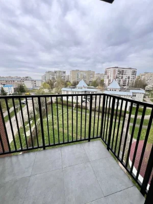Продажа двухкомнатной квартиры на улице Трильовского