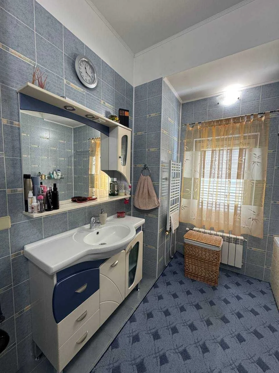 Продаж 3-кімнатної квартири в Ужгороді | Закритий житловий комплекс