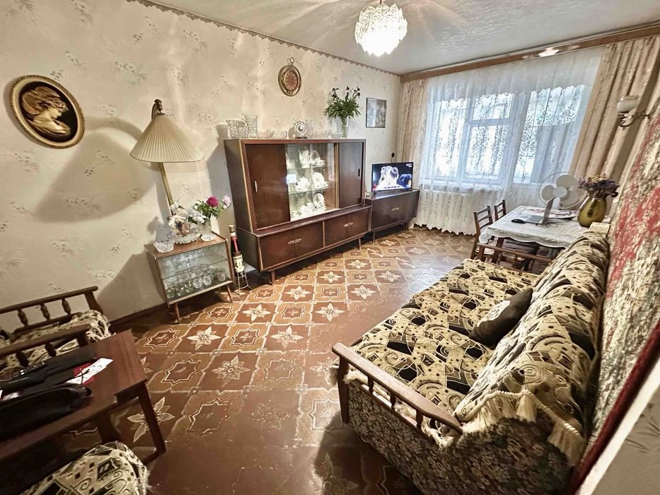 Продам 2к квартиру Калиновая (середина) 47м2