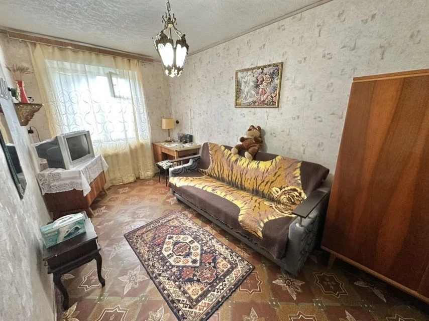 Продам 2к квартиру Калиновая (середина) 47м2