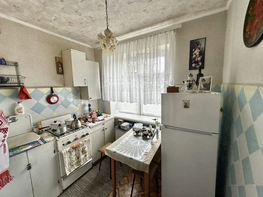 Продам 2к квартиру Калиновая (середина) 47м2