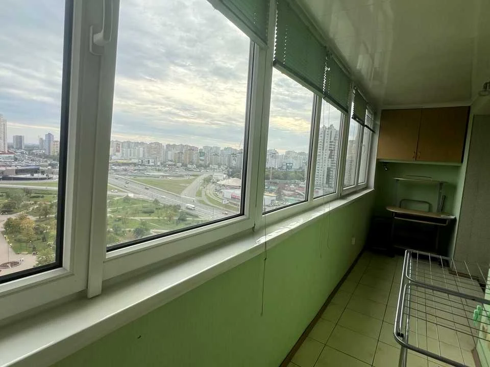 Apartment. Dragomannova Street, Kyiv