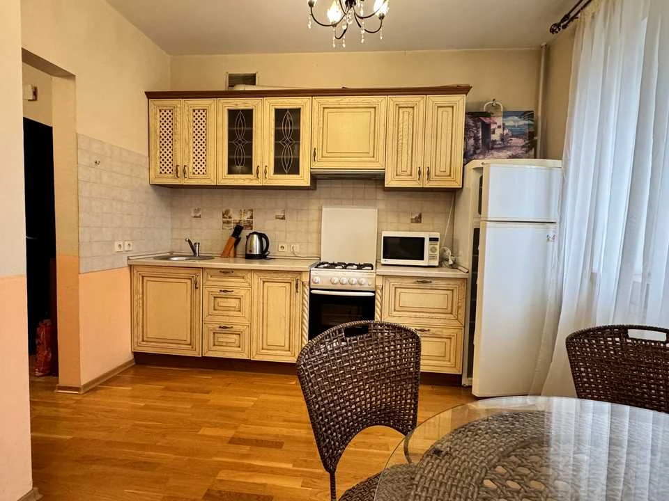 Квартира. Київ, Юрківська вул.