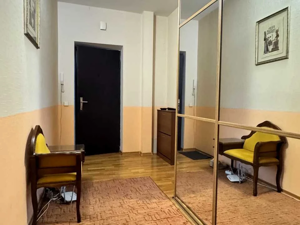 Квартира. Київ, Юрківська вул.