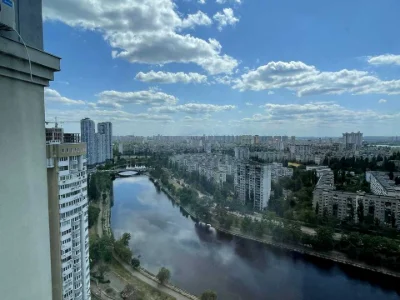 Квартира. Киев, улица Ованеса Туманяна