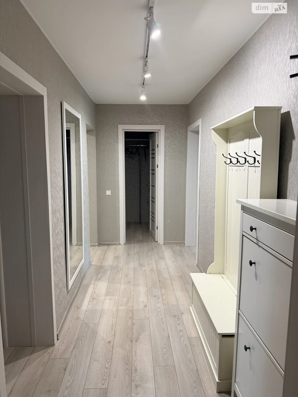Long Term Rental Apartment, Saperne Pole