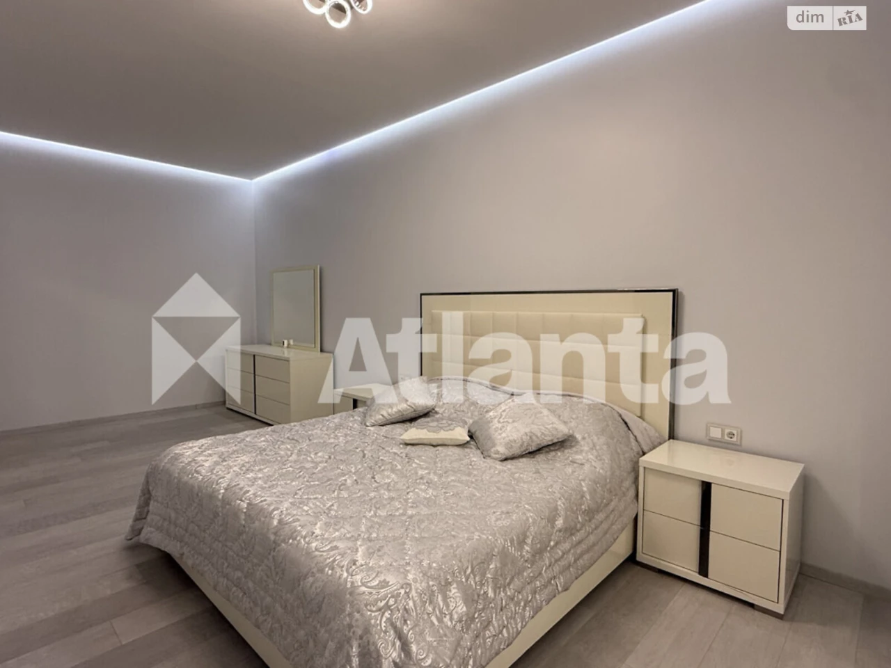 Sale Apartment Kyivsky