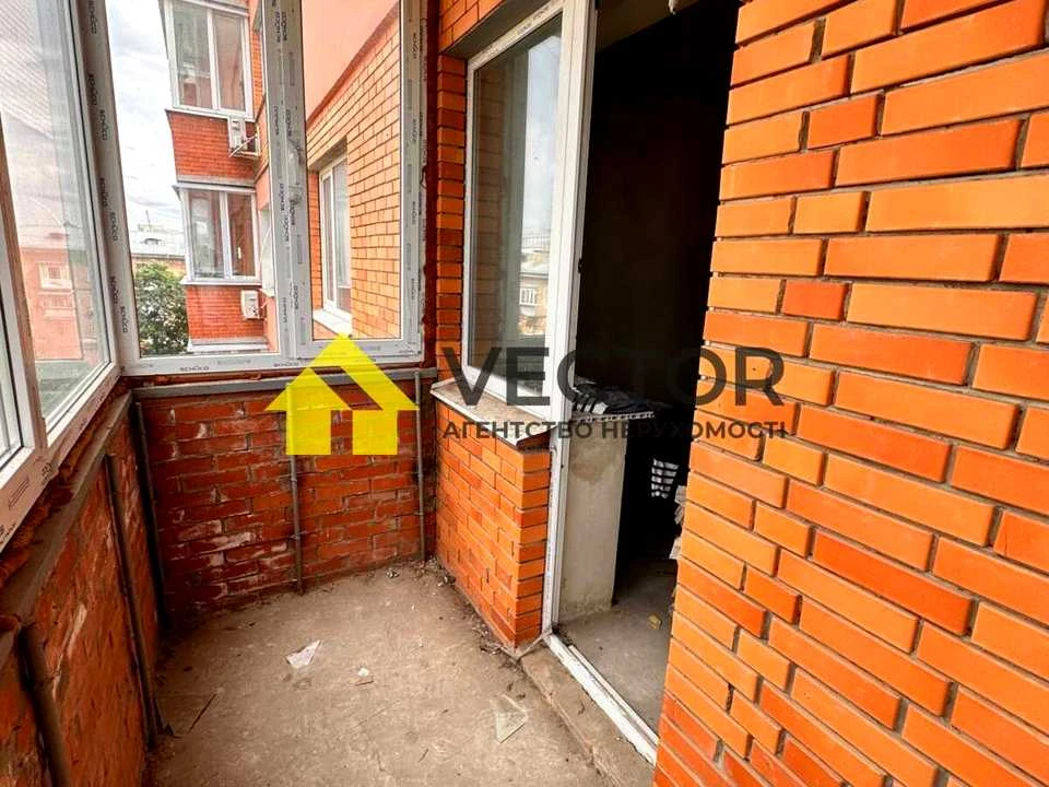 Apartment. Poltava, Sobornosti Street.