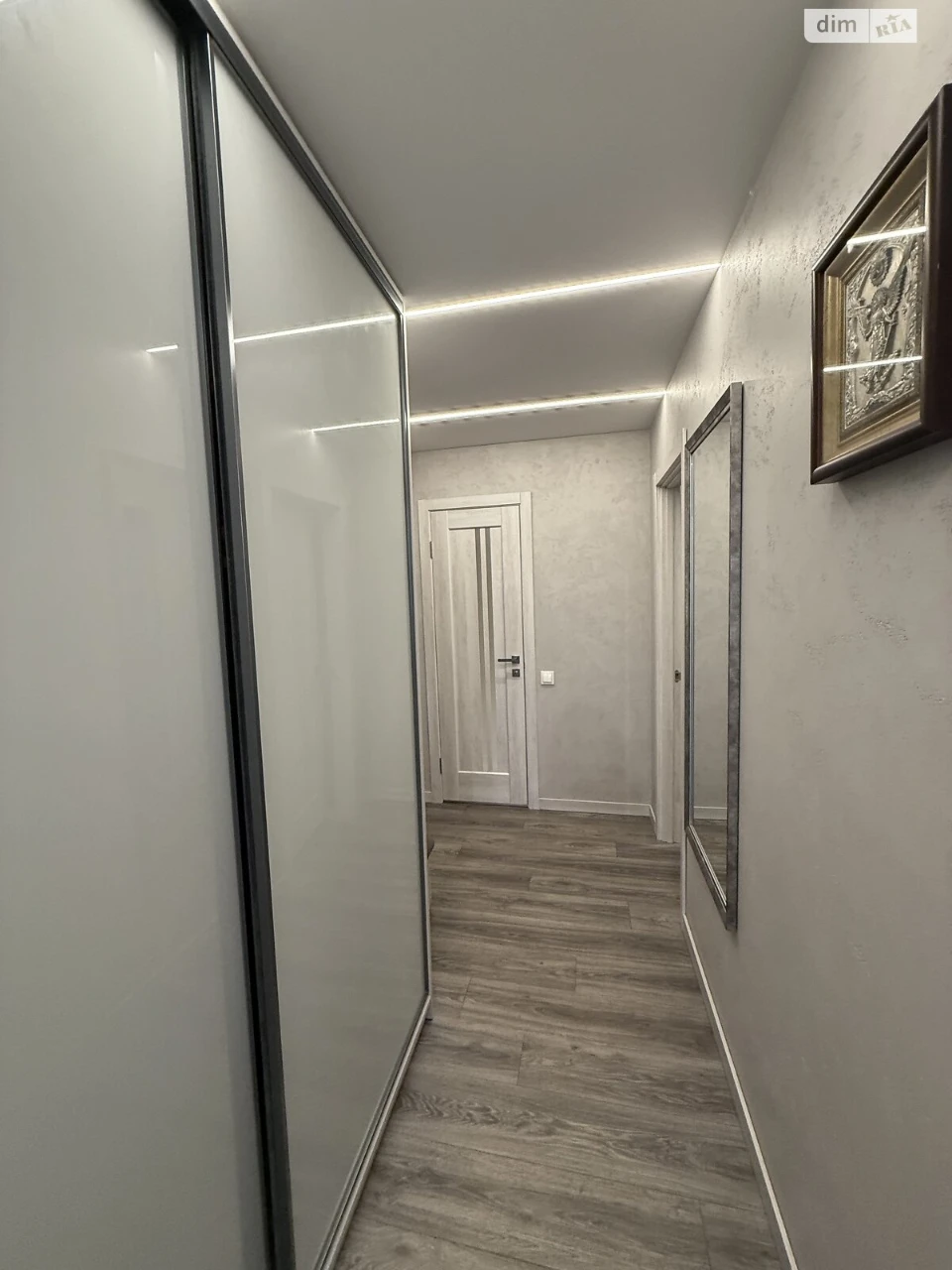 Apartment for Sale in Canada