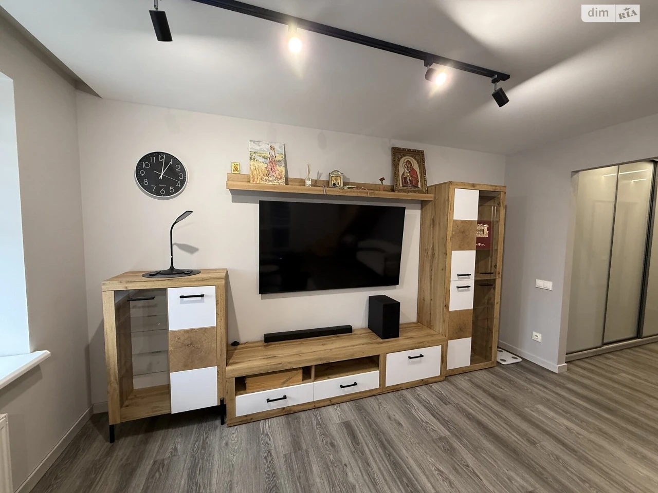 Apartment for Sale in Canada