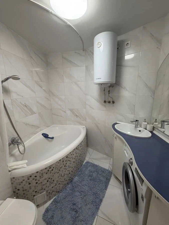 For Rent: Two-Room Apartment (65.5 sq m) in Kyiv, Obolon District