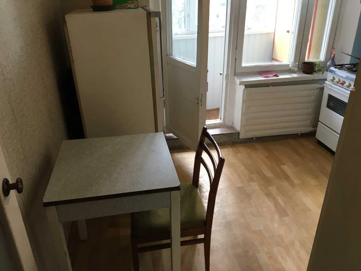 Rent one-room apartment (32 sq m) in Kyiv, Desniansky district