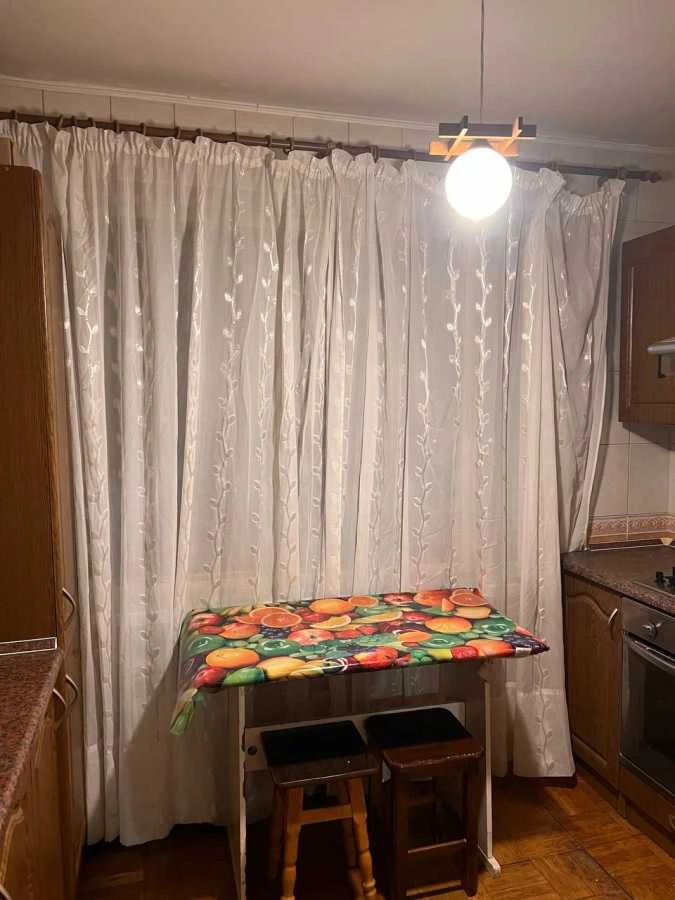 For Rent: 3-Bedroom Apartment (62 sq m) in Kyiv, Dniprovsky District