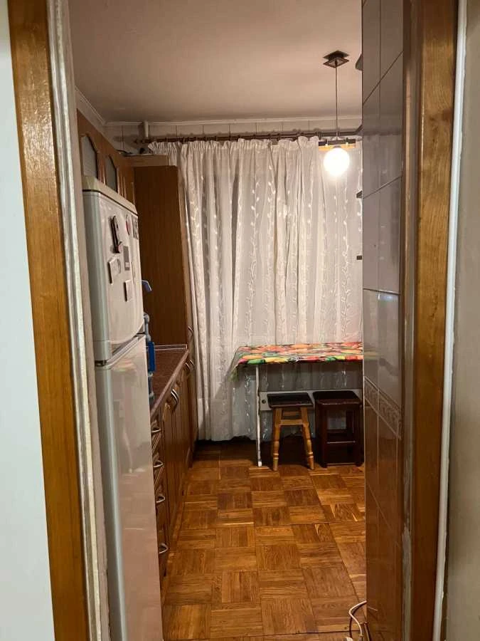 For Rent: 3-Bedroom Apartment (62 sq m) in Kyiv, Dniprovsky District