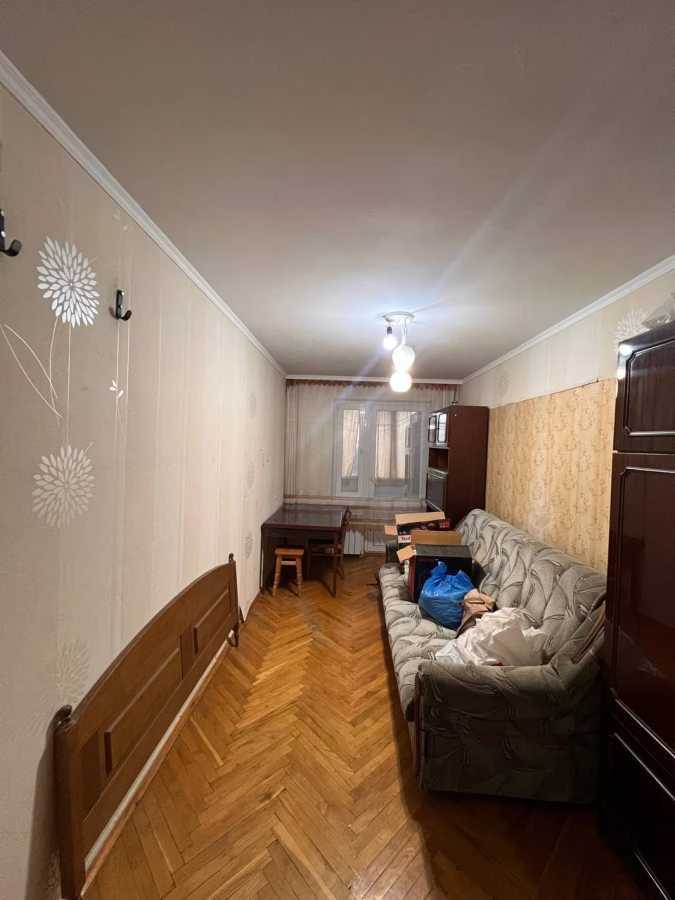 For Rent: 3-Bedroom Apartment (62 sq m) in Kyiv, Dniprovsky District