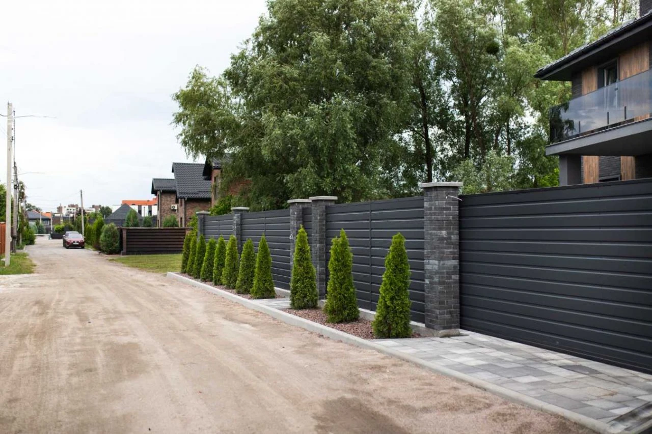 Продам будинок: спалень 5, площа 200 м² у Києві, Солом' янсь