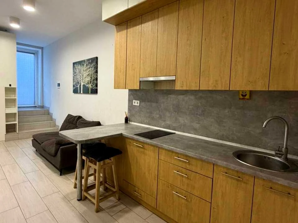 Apartment. Kyiv, Serhiia Kolosa St. (Lenina), (House)