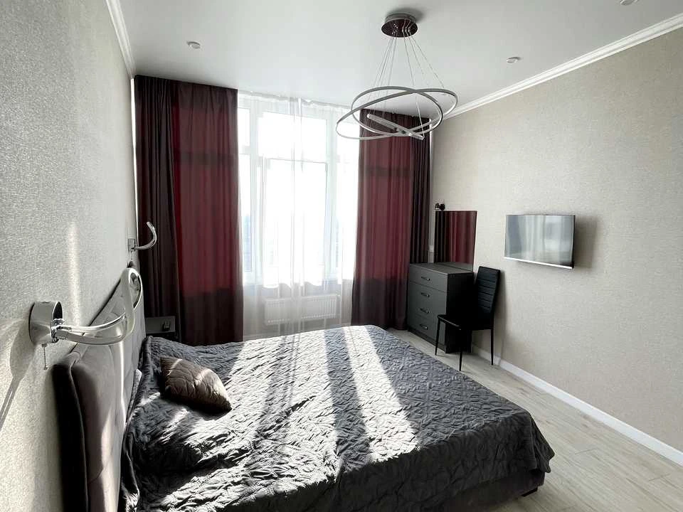 Apartment. Kompasny Prospect, Odessa