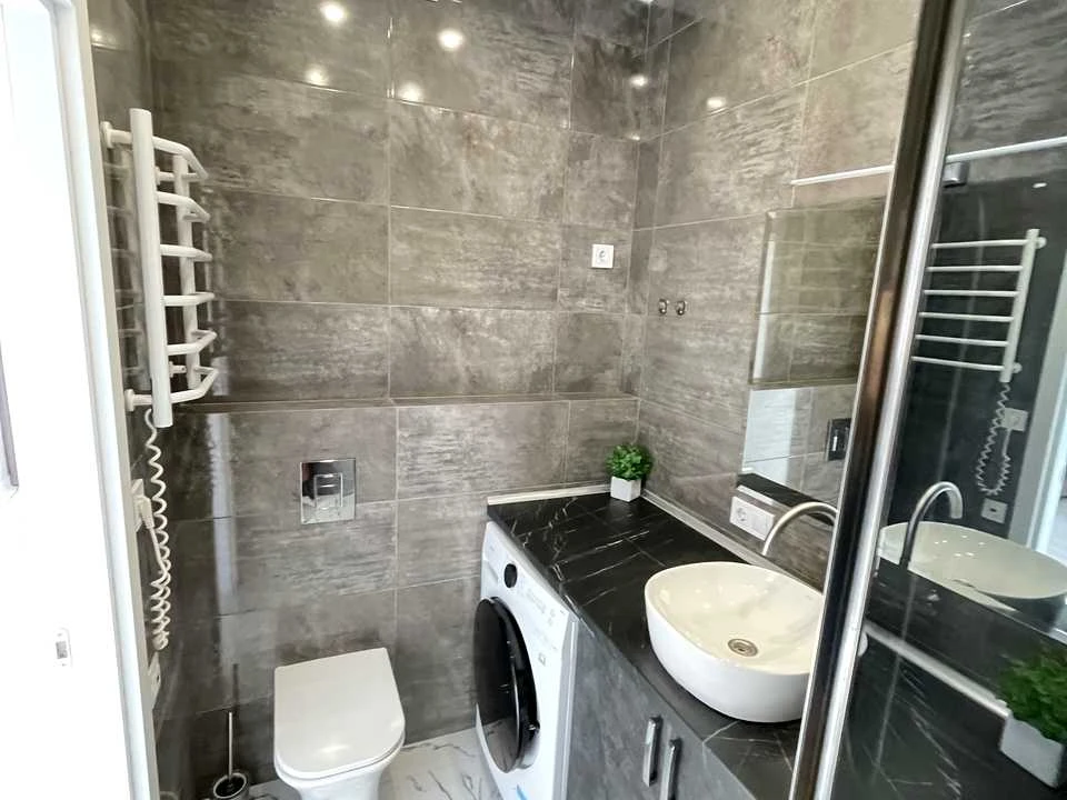 Apartment. Kompasny Prospect, Odessa