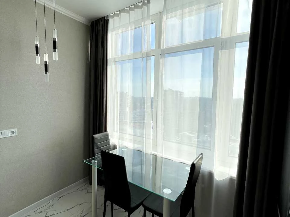Apartment. Kompasny Prospect, Odessa