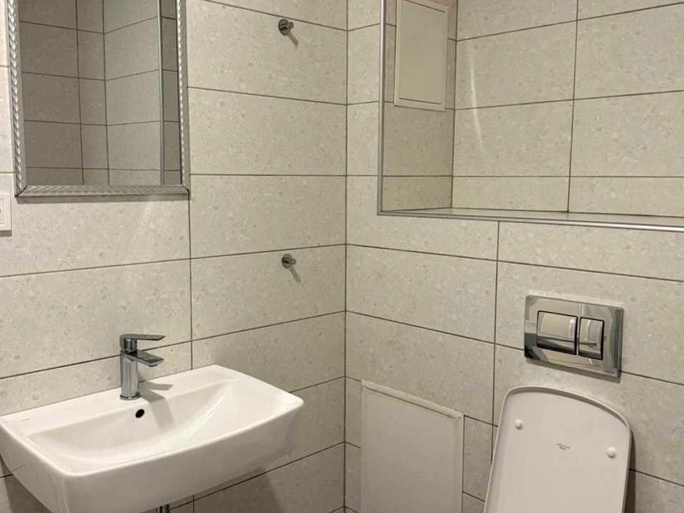 Apartment. Kyiv, Serhiia Kolosa St. (Lenina), (House)