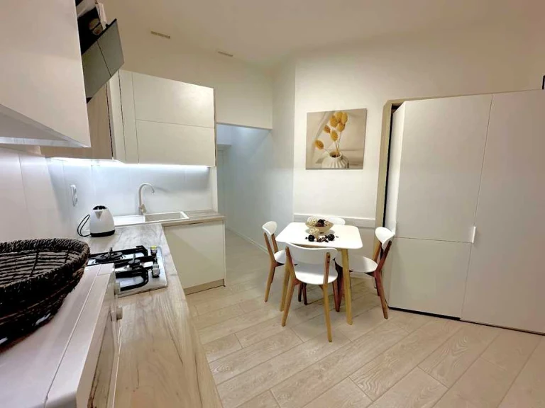 Apartment. Akademika Andriy Saharova Street, Lviv