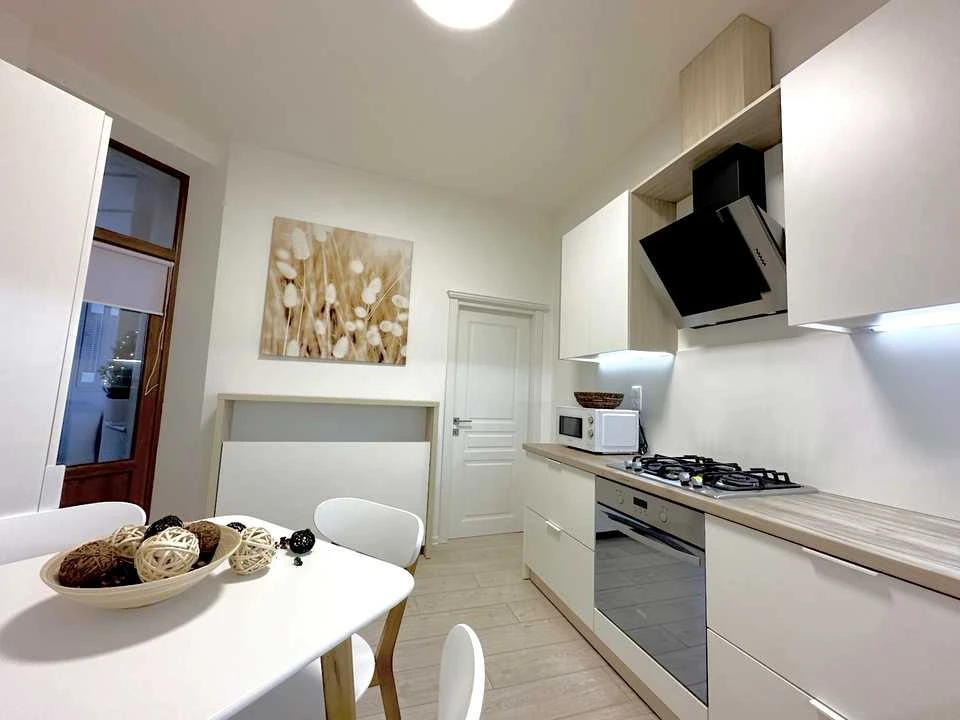 Apartment. Akademika Andriy Saharova Street, Lviv