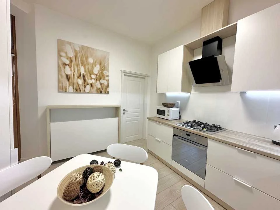 Apartment. Akademika Andriy Saharova Street, Lviv