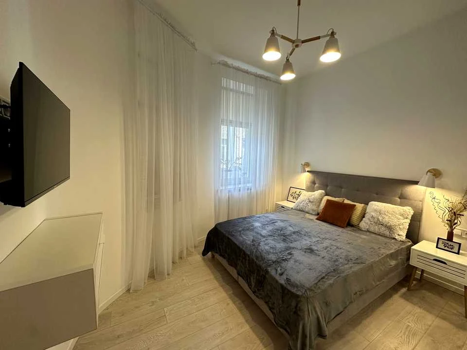 Apartment. Akademika Andriy Saharova Street, Lviv