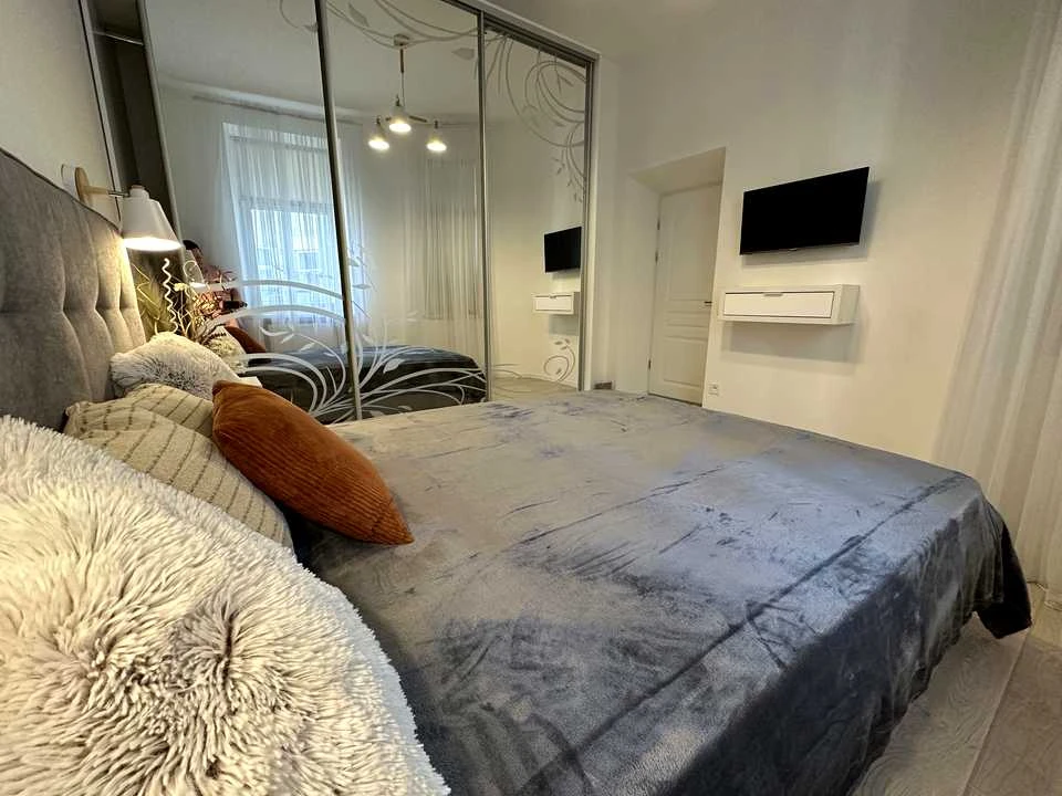 Apartment. Akademika Andriy Saharova Street, Lviv